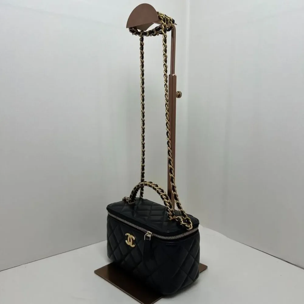 Chanel Women Pre-Loved Bag Very Good Condition